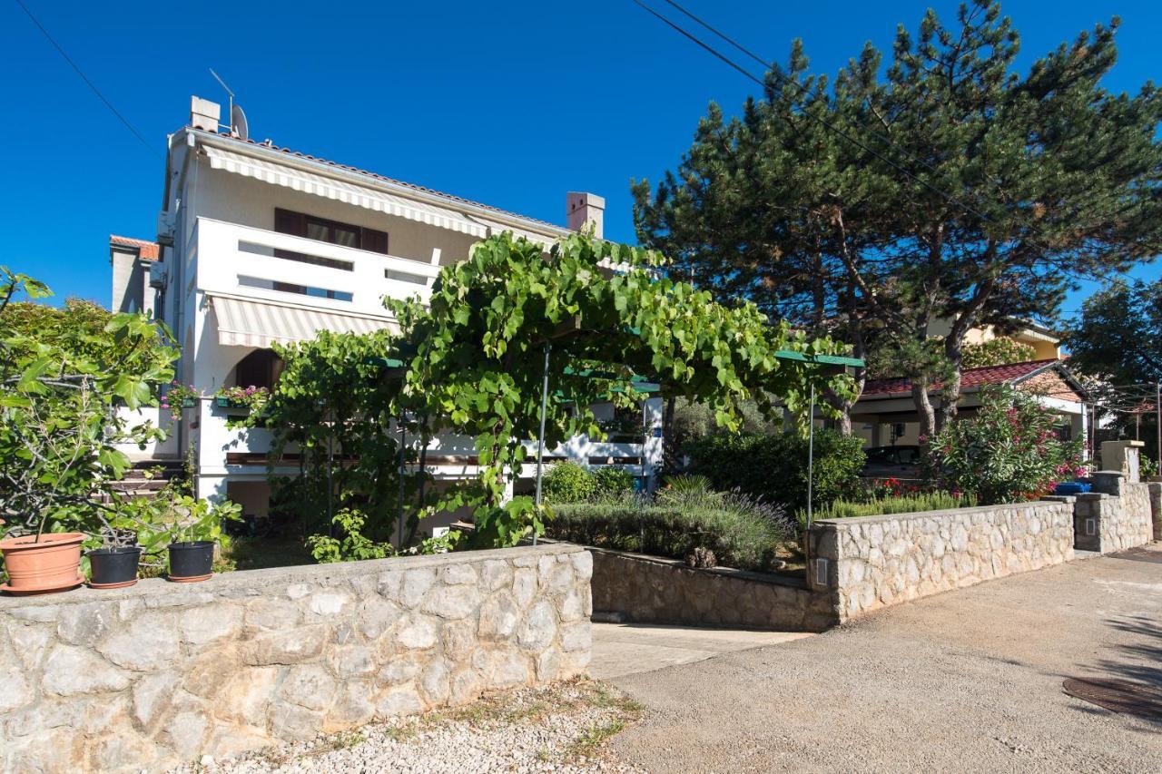 Apartmani Anita Пунат Экстерьер фото