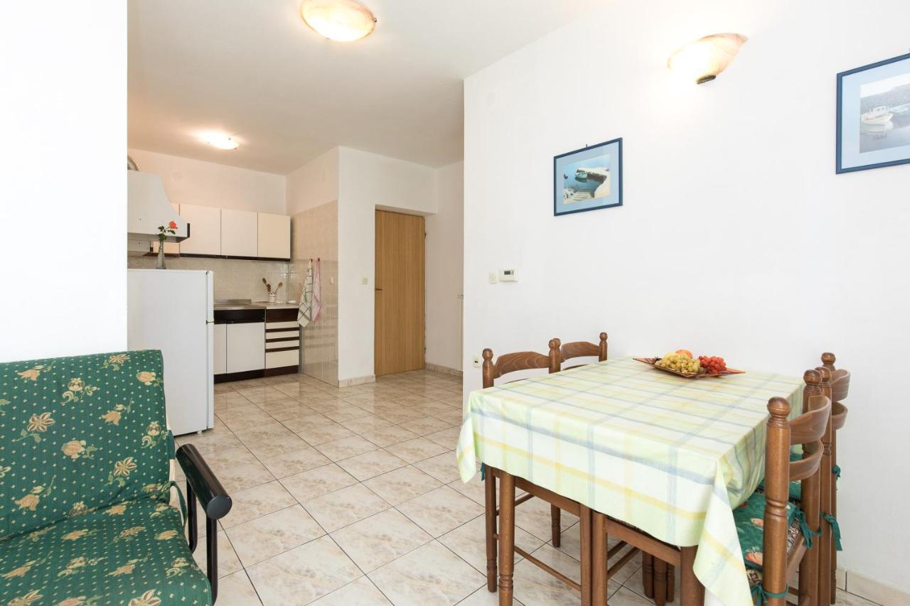Apartmani Anita Пунат Экстерьер фото